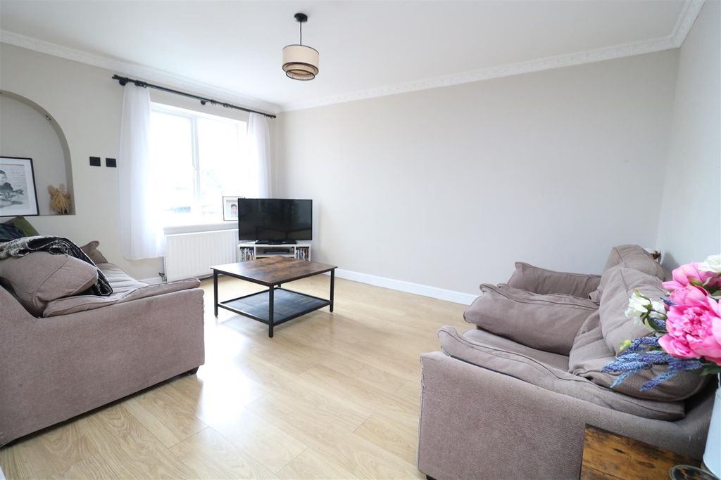 Property photo 2 of 17 Img_4668.Jpg