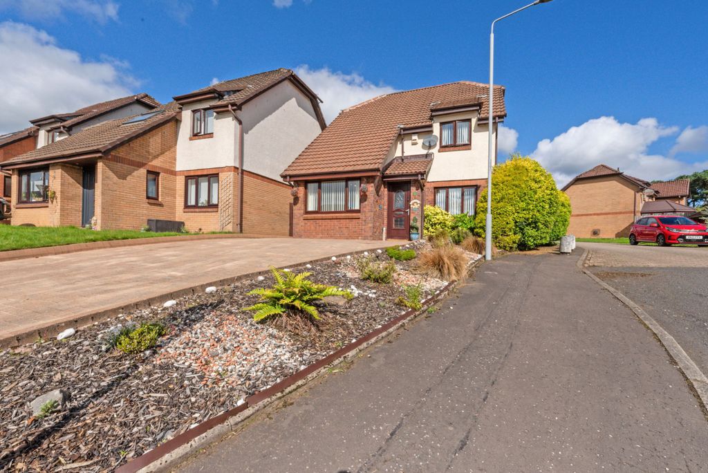Property photo 1 of 37