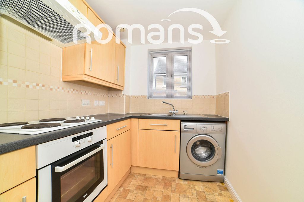 Property photo 3 of 10 Photo