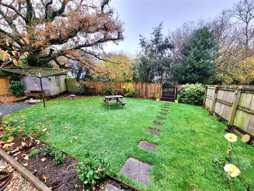 Property photo 2 of 17 Garden.Jpg