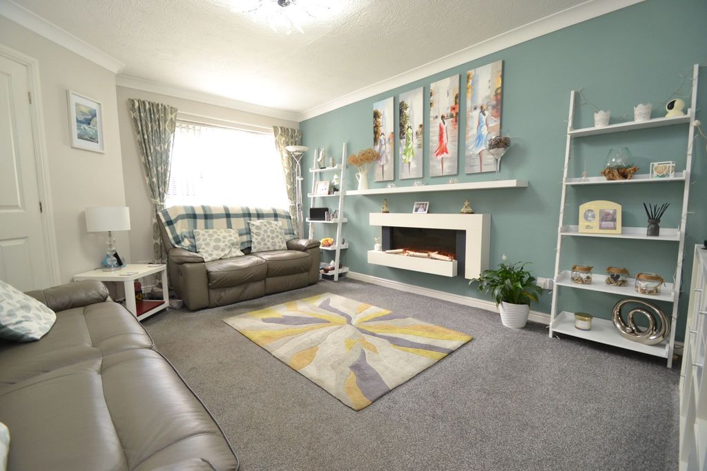 Property photo 3 of 23 Photograph 3