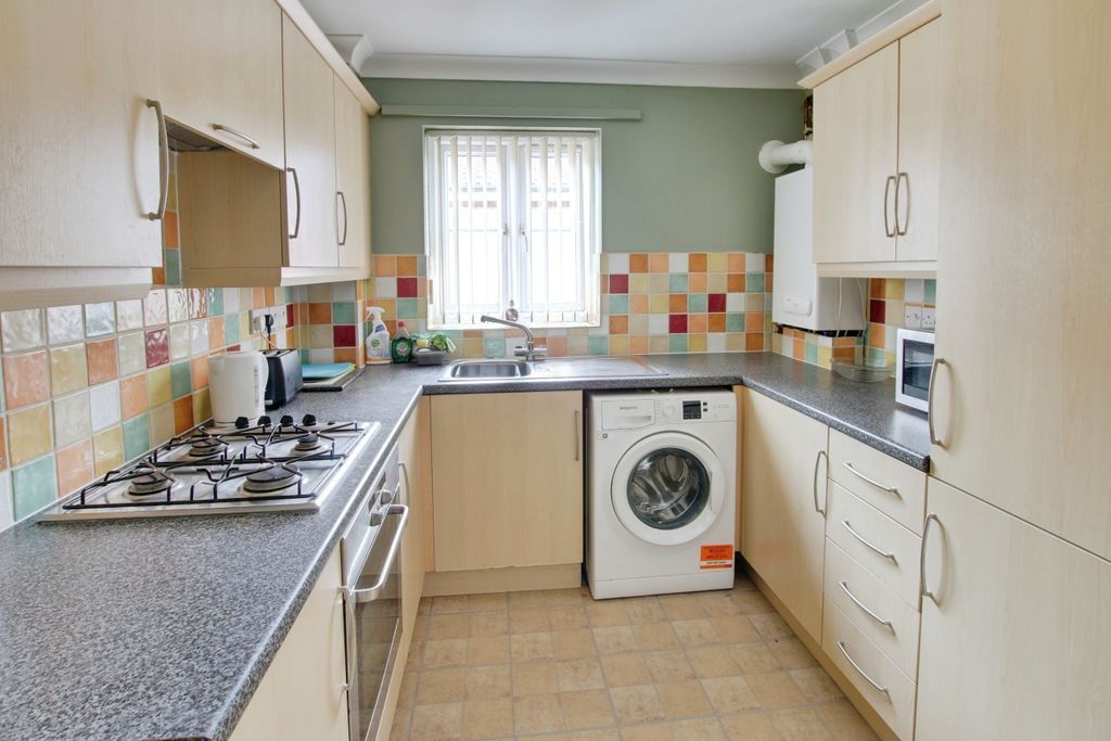 Property photo 3 of 8