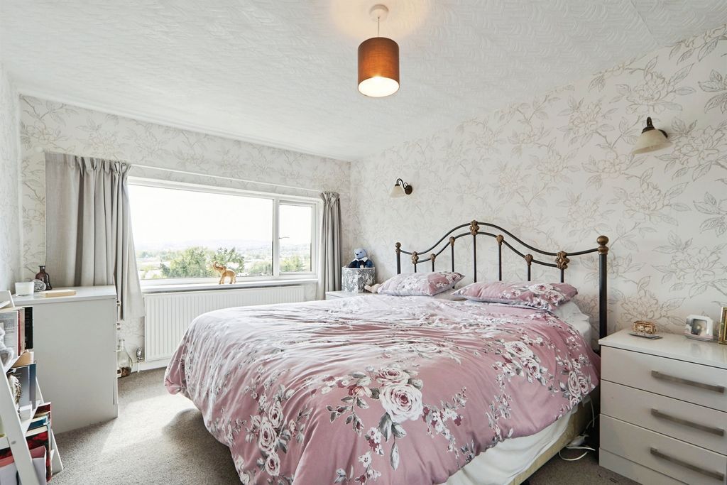 Additional image 8 of 4 bed detached house for saleScott Lane, Riddlesden, Keighley BD20