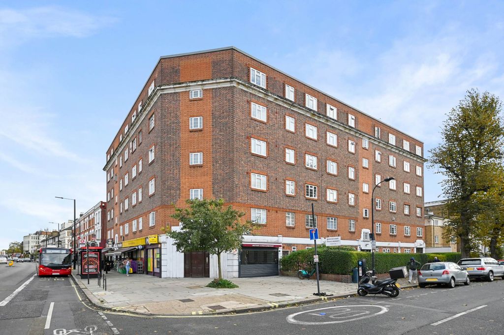 Property photo 1 of 8