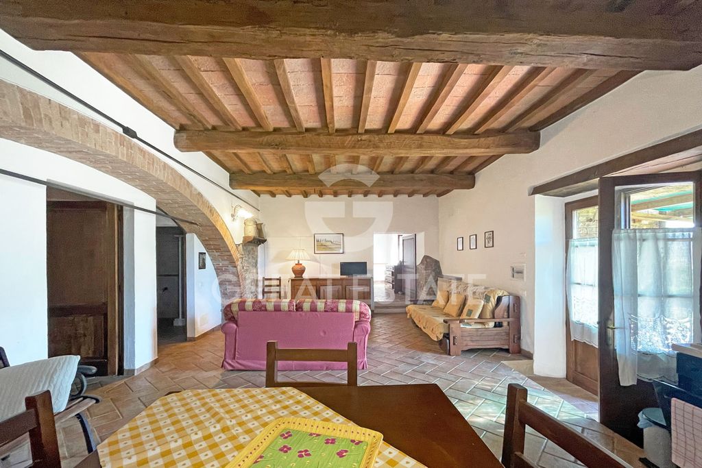 Property photo 2 of 34 Interiors