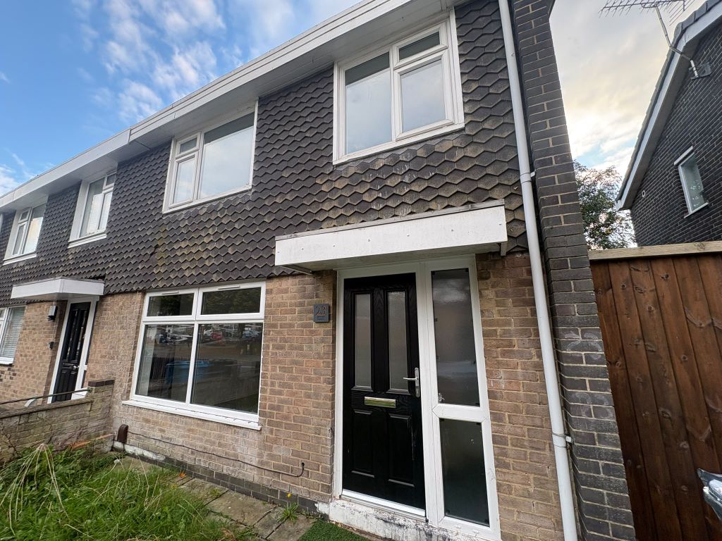 Property photo 1 of 12
