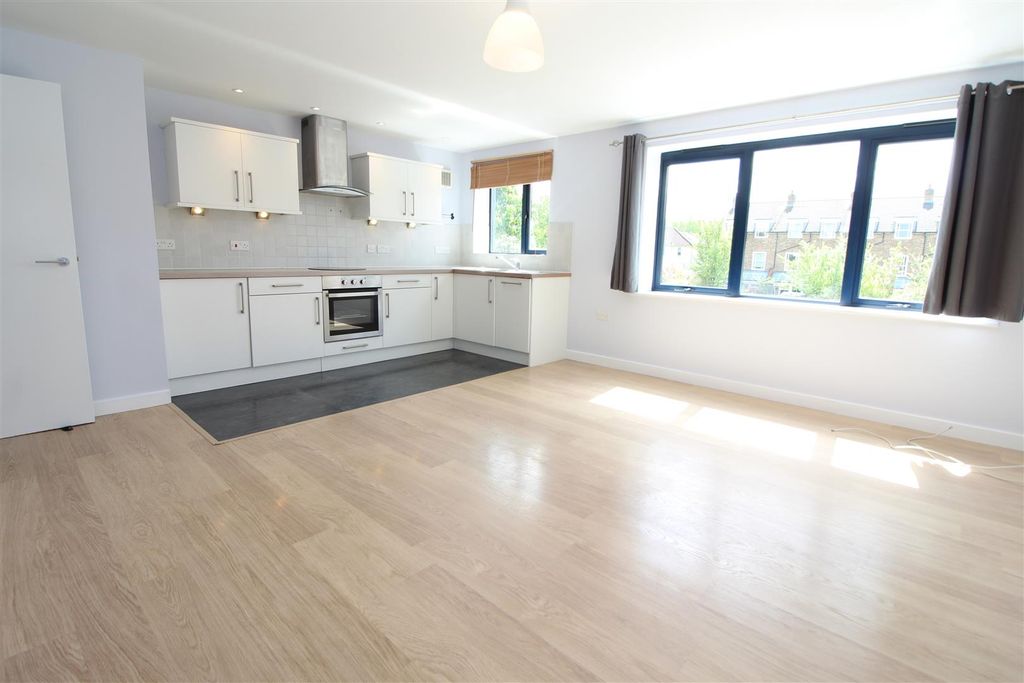 Property photo 3 of 9 Img_8013.Jpg