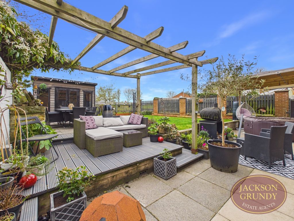 Property photo 2 of 27 Photo 2