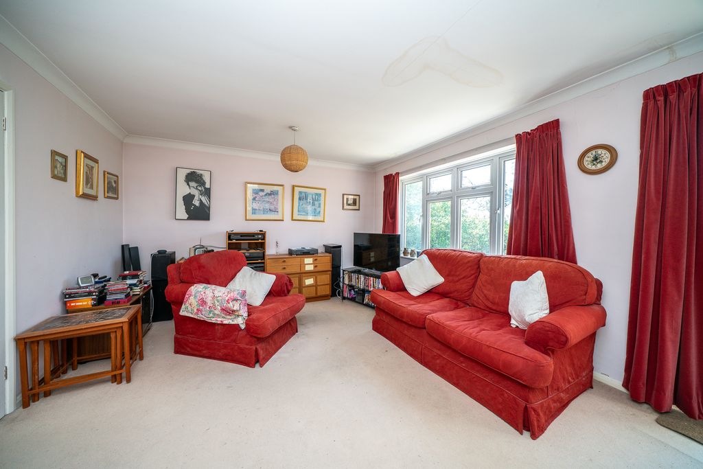 Property photo 3 of 24