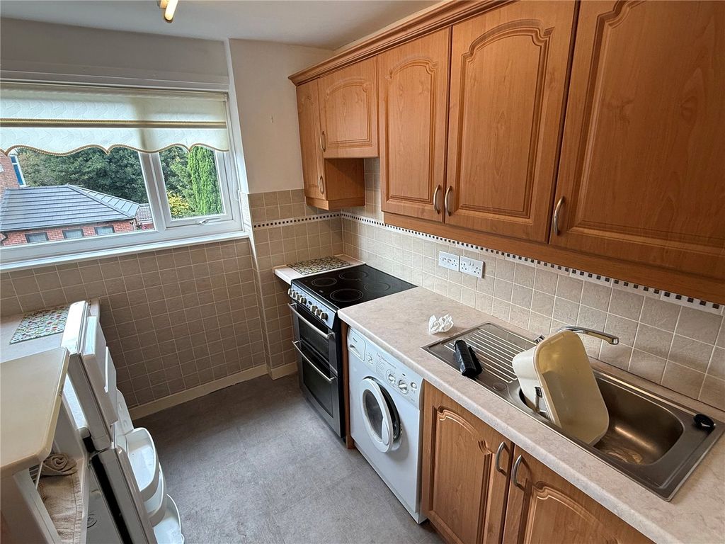 Property photo 3 of 9 Picture No. 06