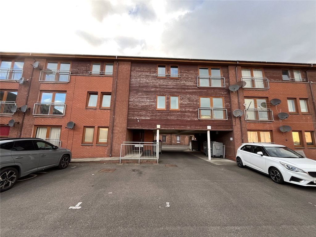 Property photo 2 of 13 Picture No. 02