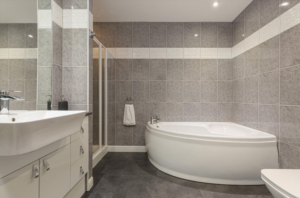 Additional image 18 of 4 bed detached house for saleHepburn Gardens, St. Andrews, Fife KY16.
