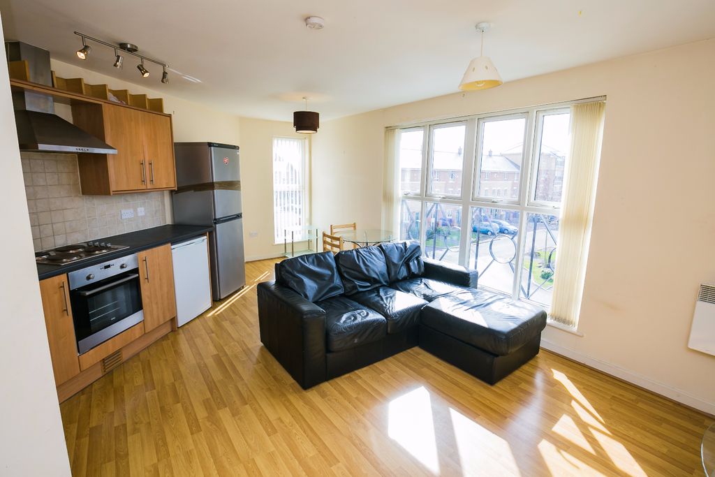 Property photo 2 of 11