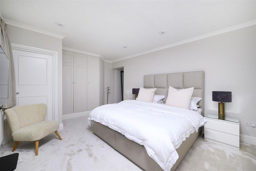Property photo 3 of 13 P10.Jpg