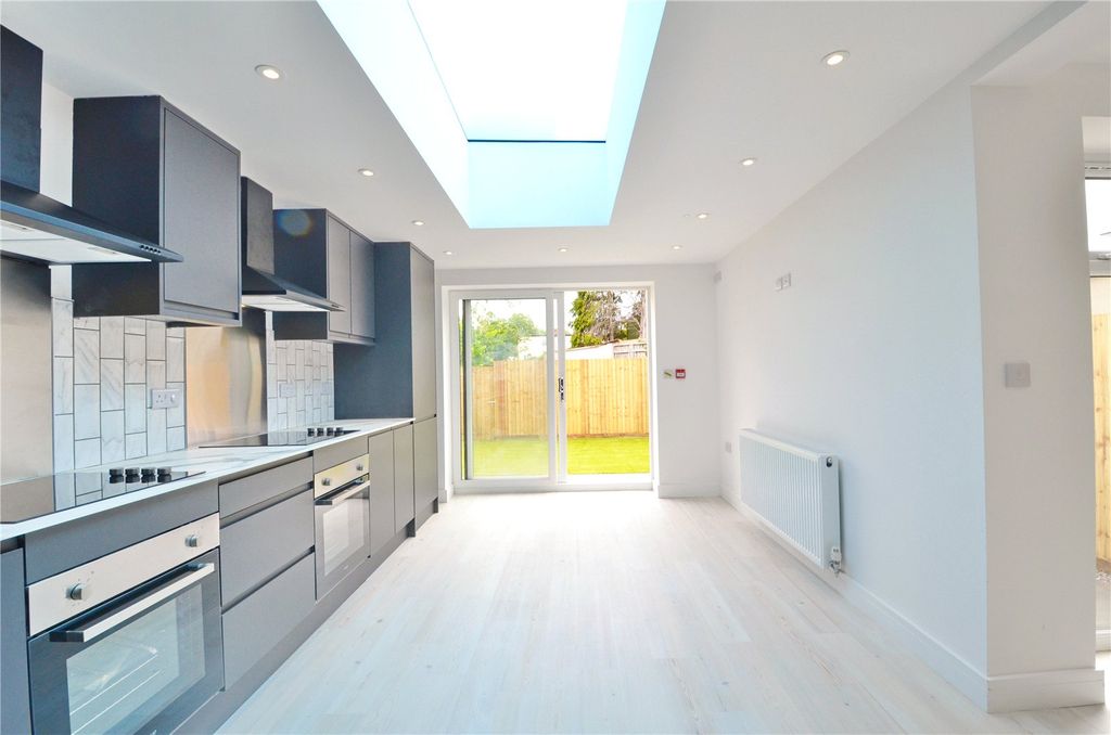 Property photo 1 of 16 Picture No. 20