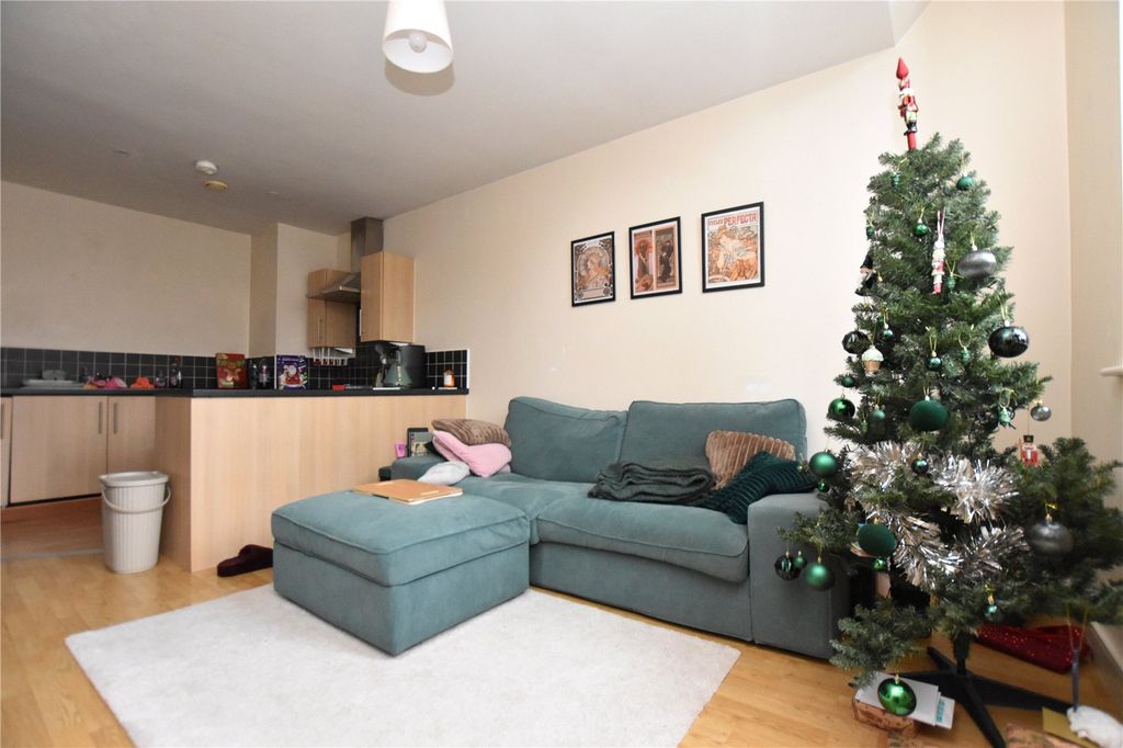 Property photo 3 of 11 Picture No. 05