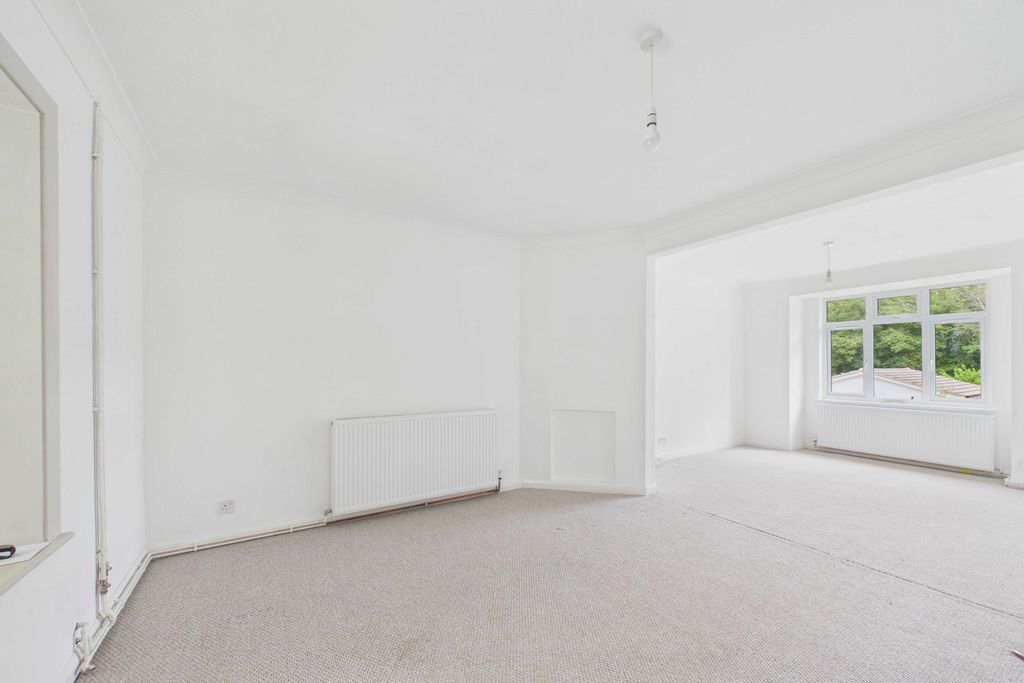 Property photo 2 of 17 Photo 14