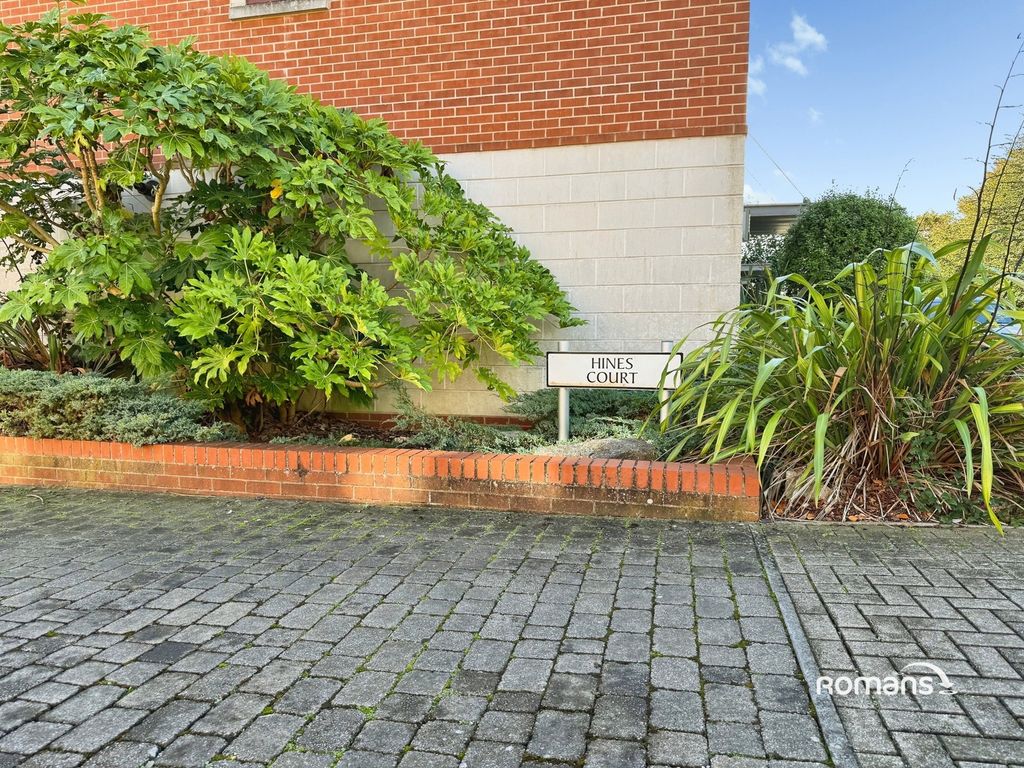 Property photo 3 of 10 Pbox-Img.Jpg