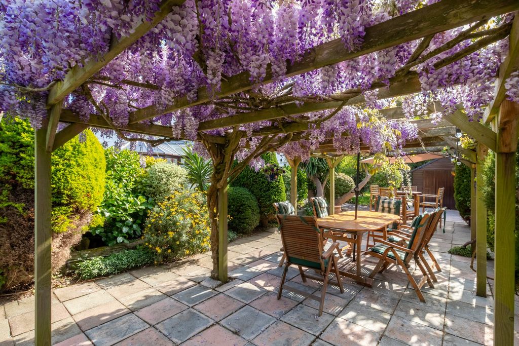 Additional image 26 of 5 bed detached house for saleRoute De La Charruée, Vale, Guernsey GY6