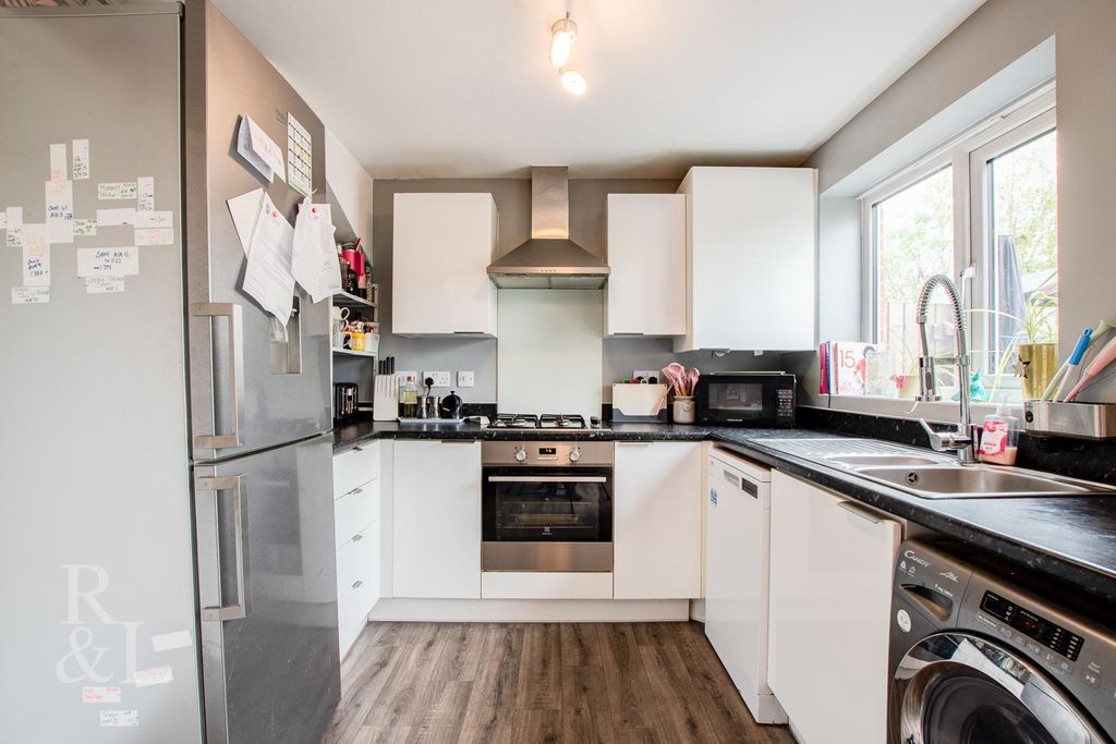 Property photo 3 of 19 B (12).Jpg