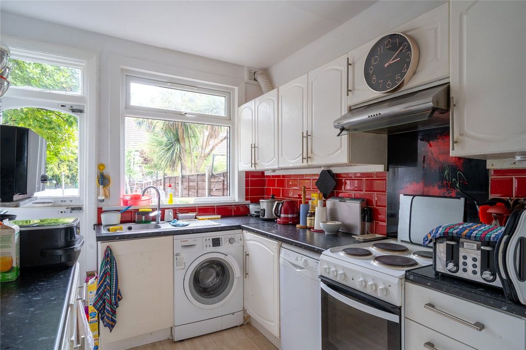 Property photo 3 of 7 Picture No. 08