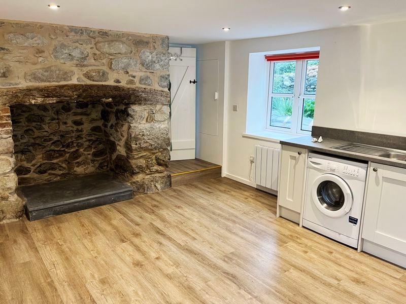 Property photo 3 of 13 Kitchen Diner