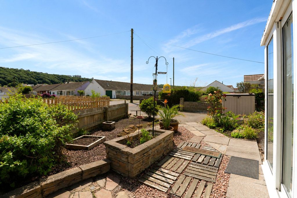 Property photo 3 of 13 3 - Picture No. 15