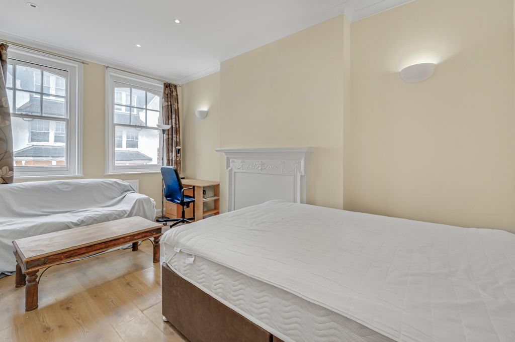 Property photo 2 of 11 Picture No. 08