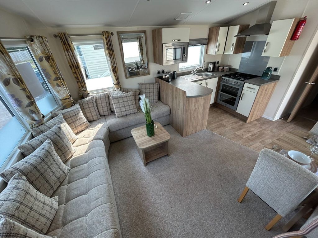 Property photo 1 of 15 Willerby Rio