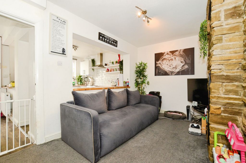 Property photo 3 of 14 Reception Room