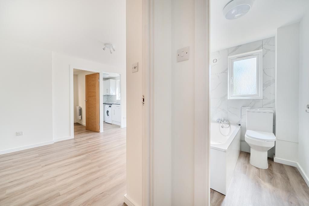 Property photo 3 of 11 Photo 3