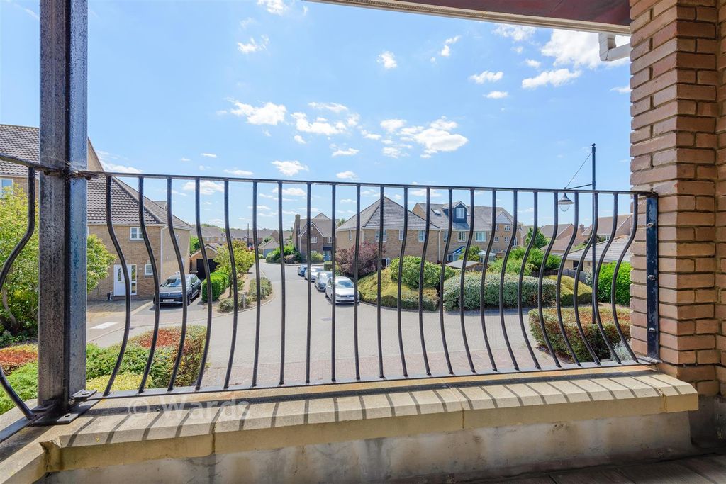 Property photo 3 of 20 Balcony