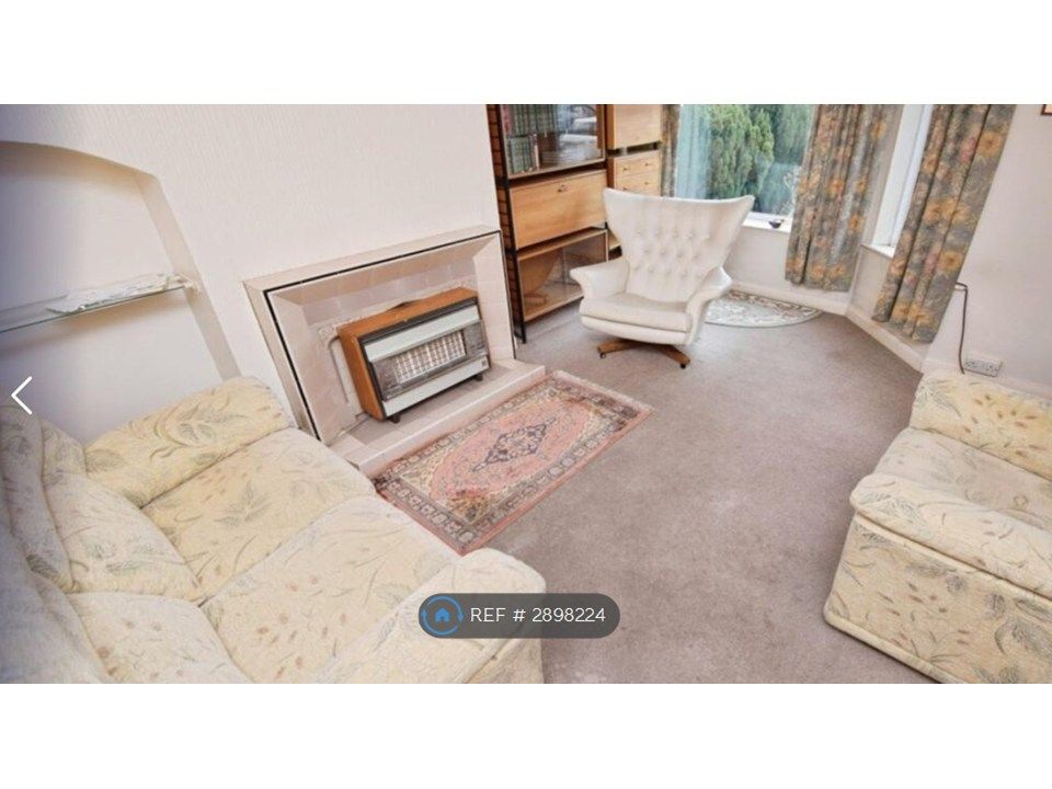 Property photo 3 of 7 Sitting Room