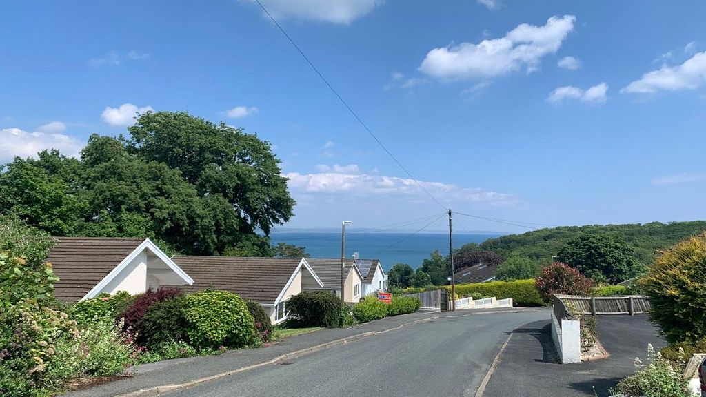 Property photo 2 of 22 Picture No. 29