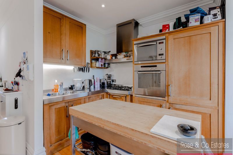 Property photo 3 of 9 Photo 3