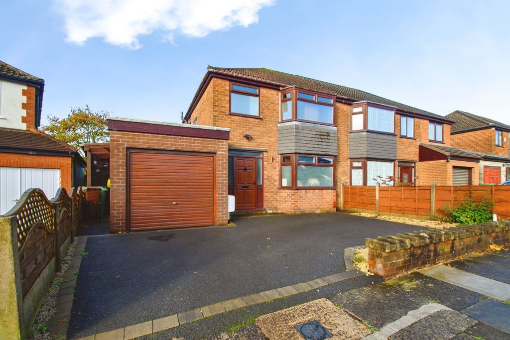 Property photo 1 of 37
