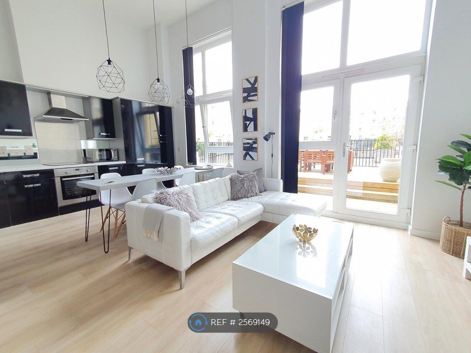 Property photo 1 of 31