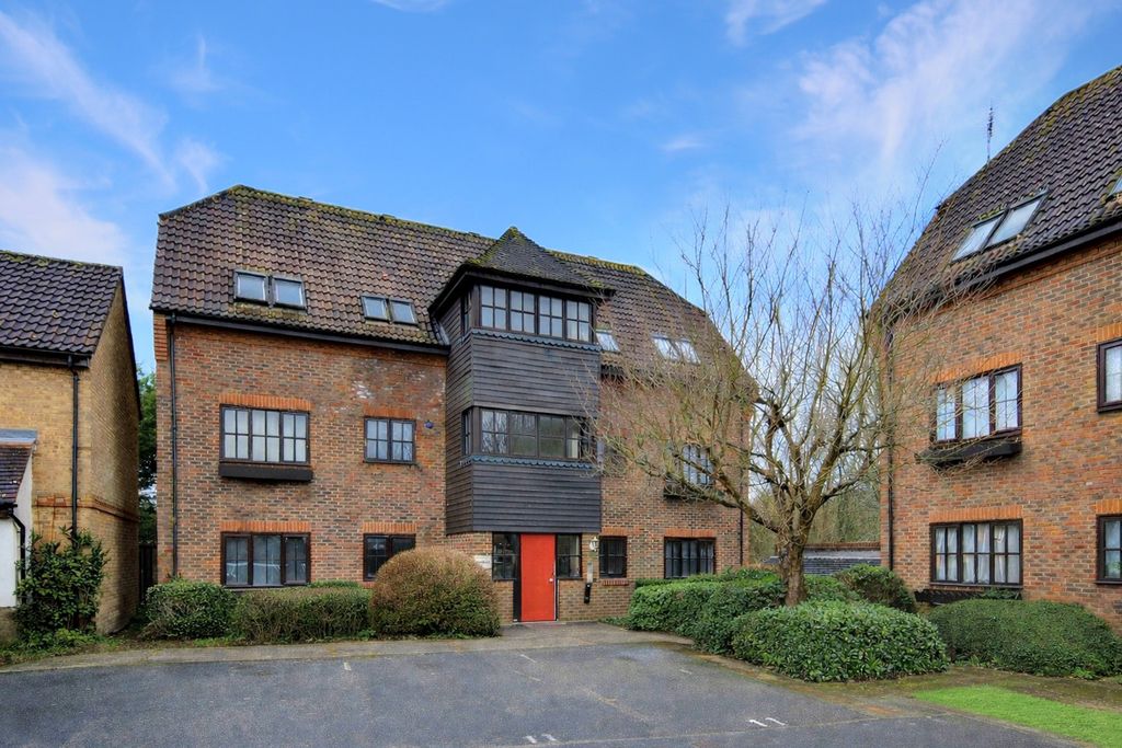 Property photo 1 of 11 4888072