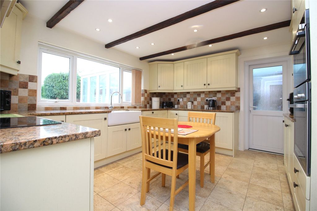 Property photo 2 of 14 Picture No. 02