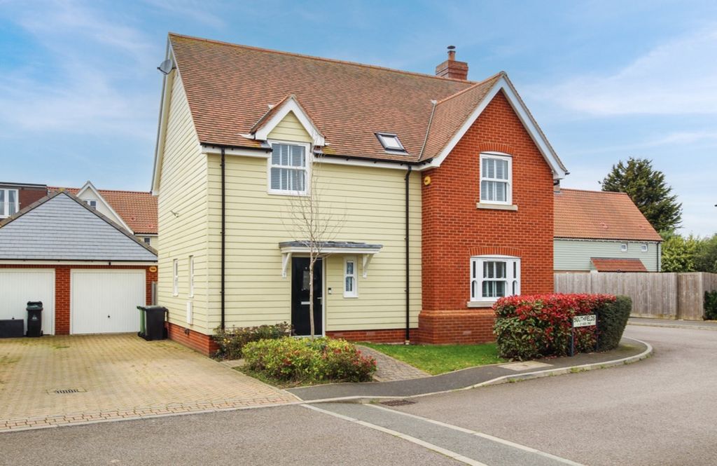 Property photo 1 of 32