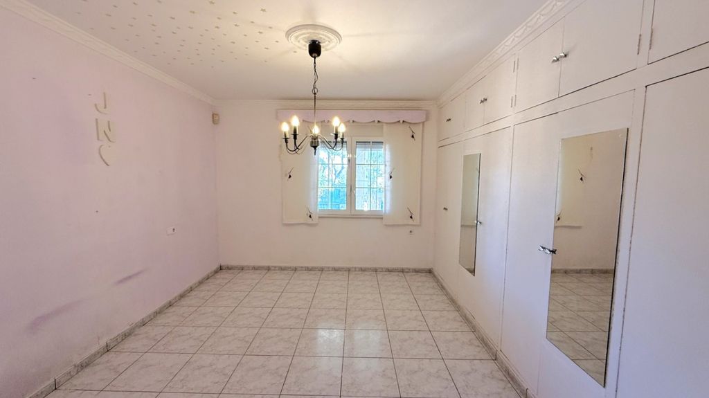 Property photo 3 of 50