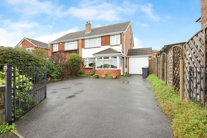 Property photo 1 of 9 Photo 10