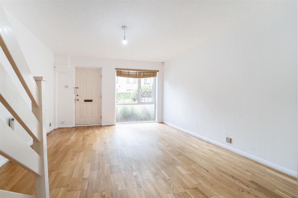 Property photo 3 of 13 Helliwell &amp; Co.