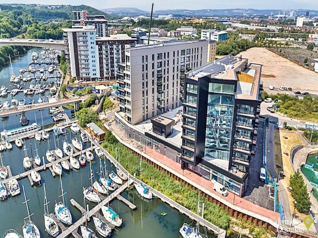 Property photo 1 of 17 Bayscape Ariel