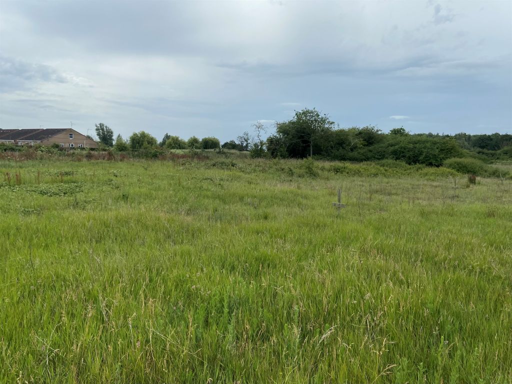 Property photo 1 of 3