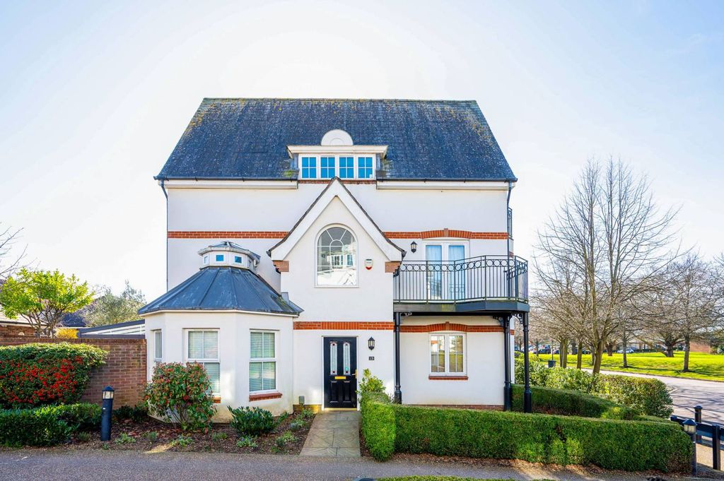 Property photo 3 of 32