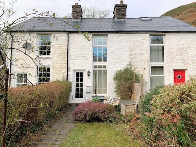 Property photo 2 of 30