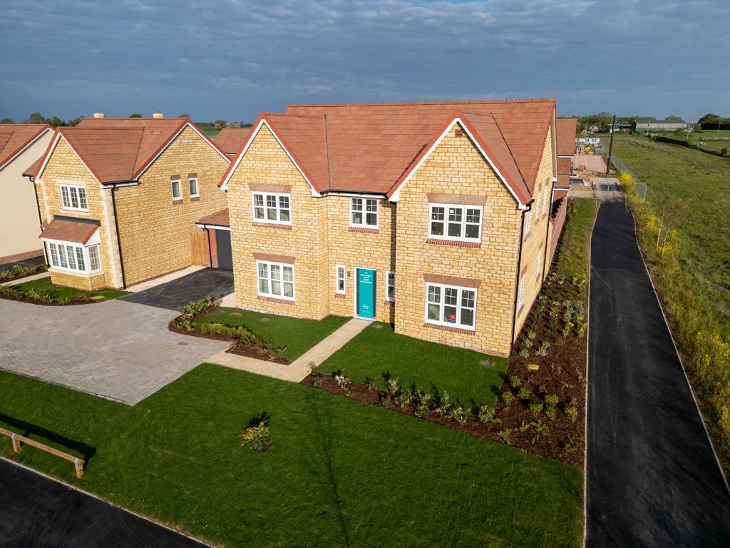 Property photo 1 of 10 5237210