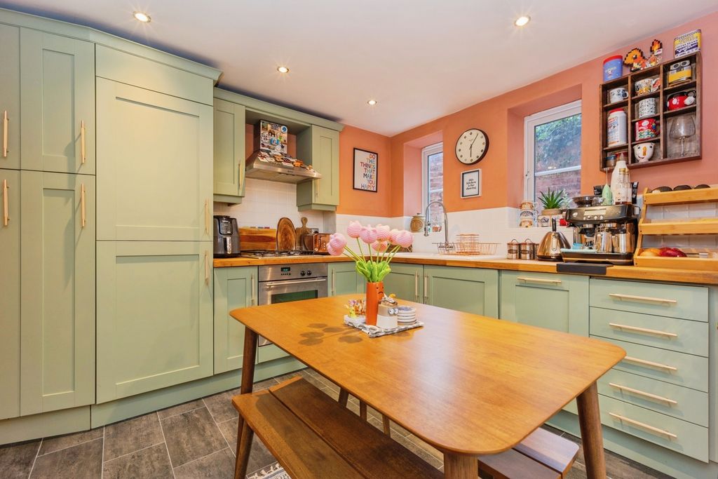 Property photo 2 of 26 Pbox-Img.Jpg
