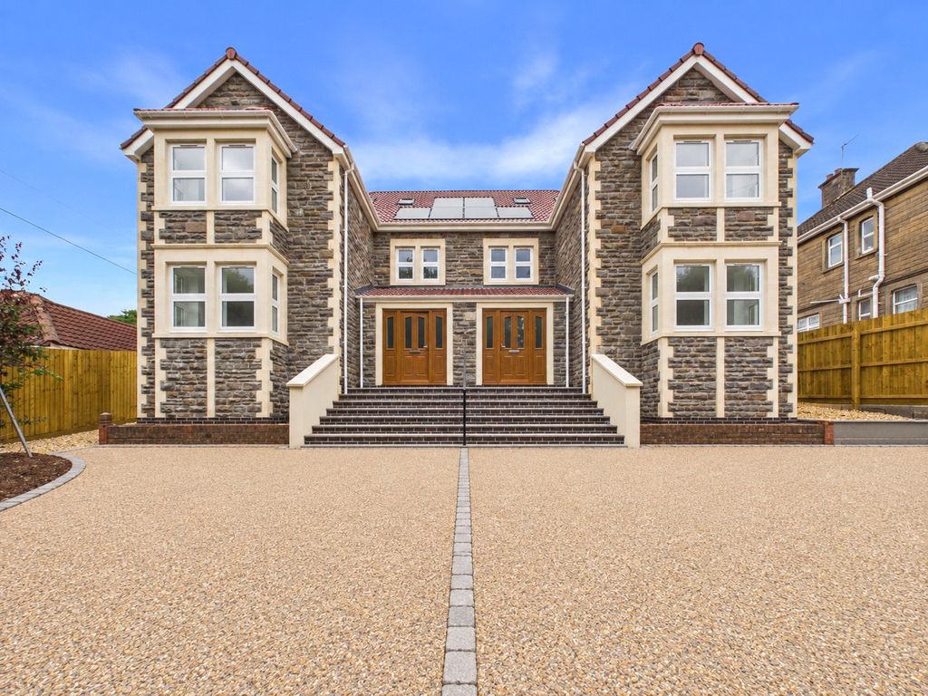 Property photo 1 of 27 Picture No. 68